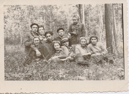 Маргарита Псык в колхозе